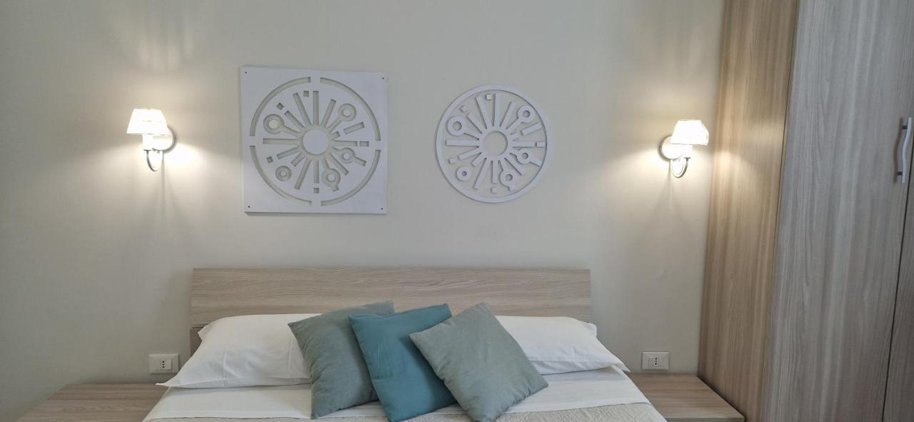 Diaz Rooms Лече Екстериор снимка